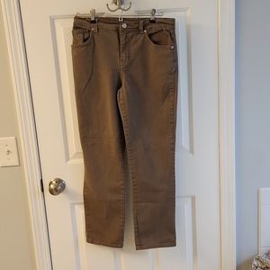 Gloria Vanderbilt women's jeans.